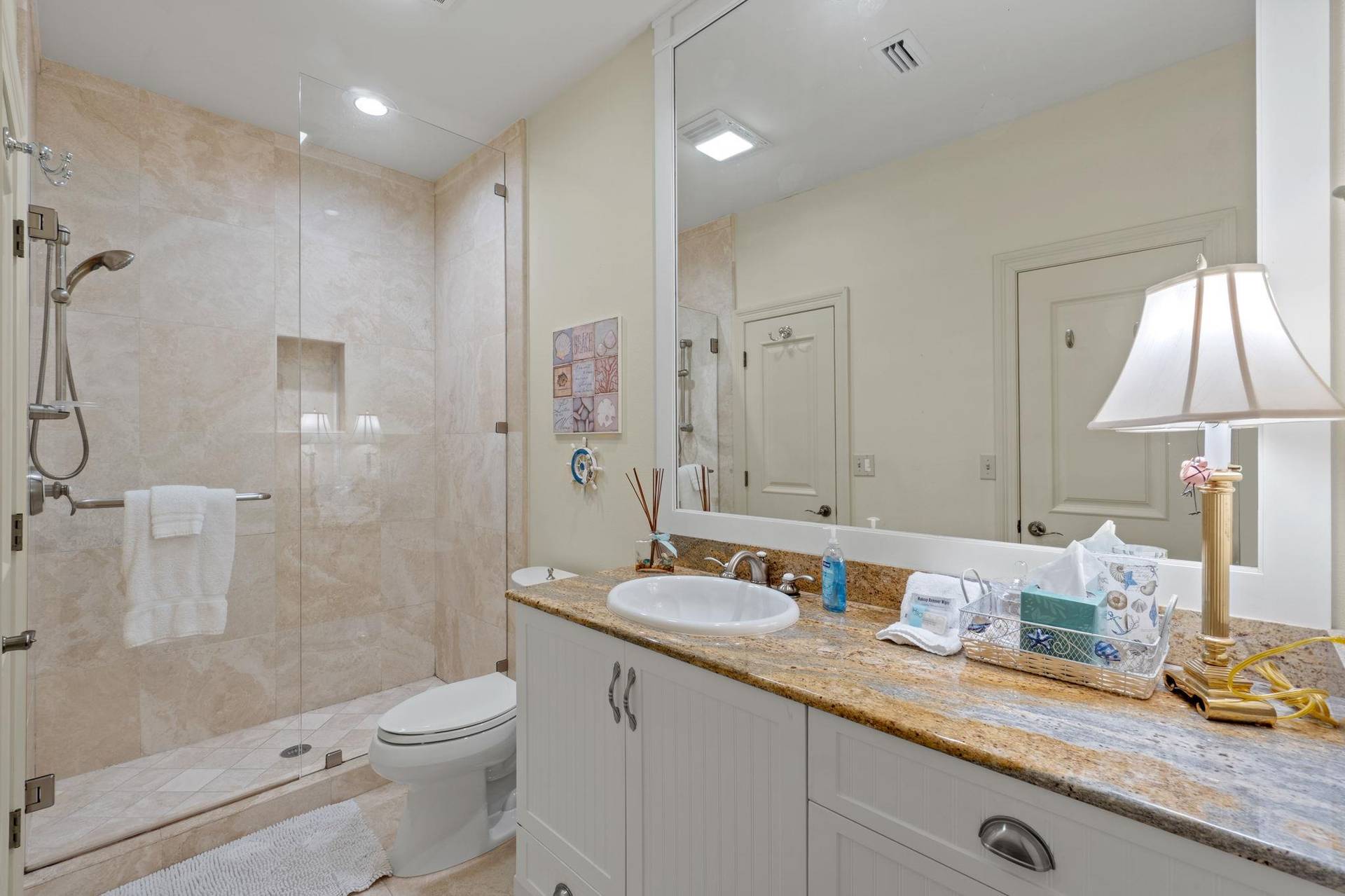 Guest Bathroom 2