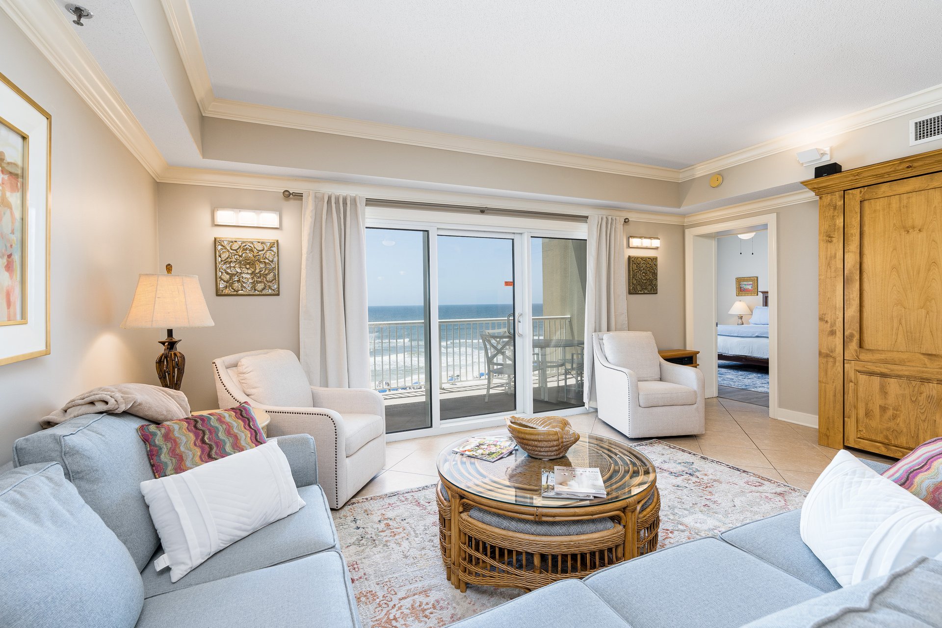 Escapes to the Shores 504 6