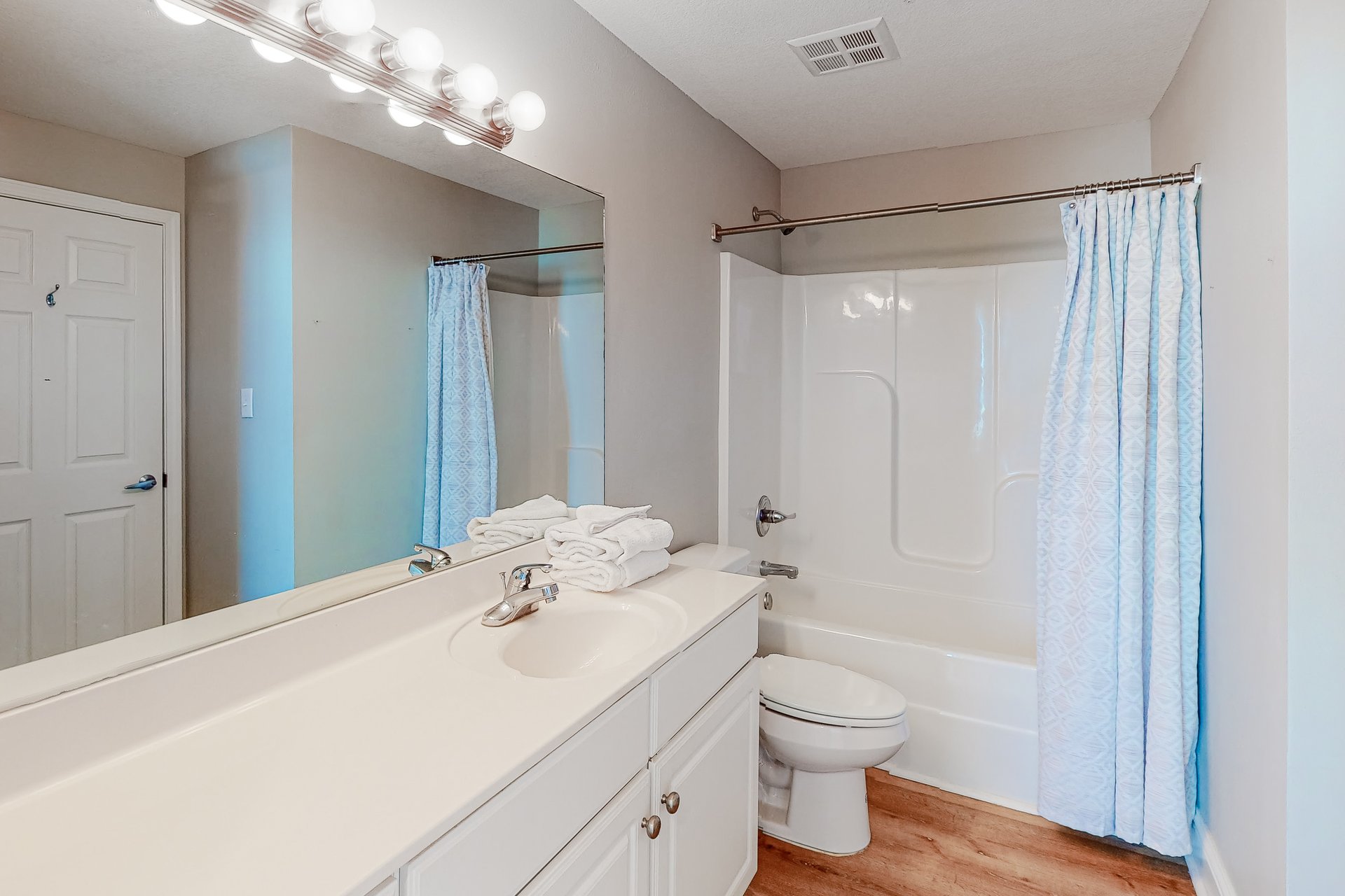 Crystal Shores 601 19