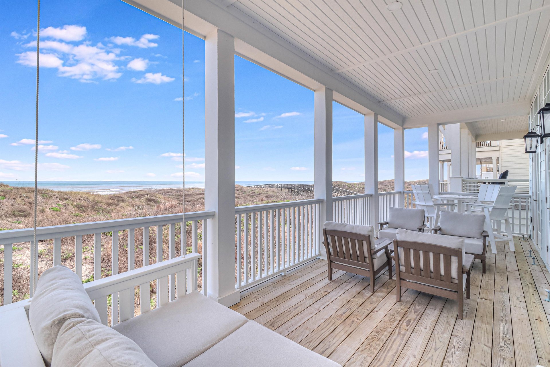 2nd Floor, Primary King Balcony