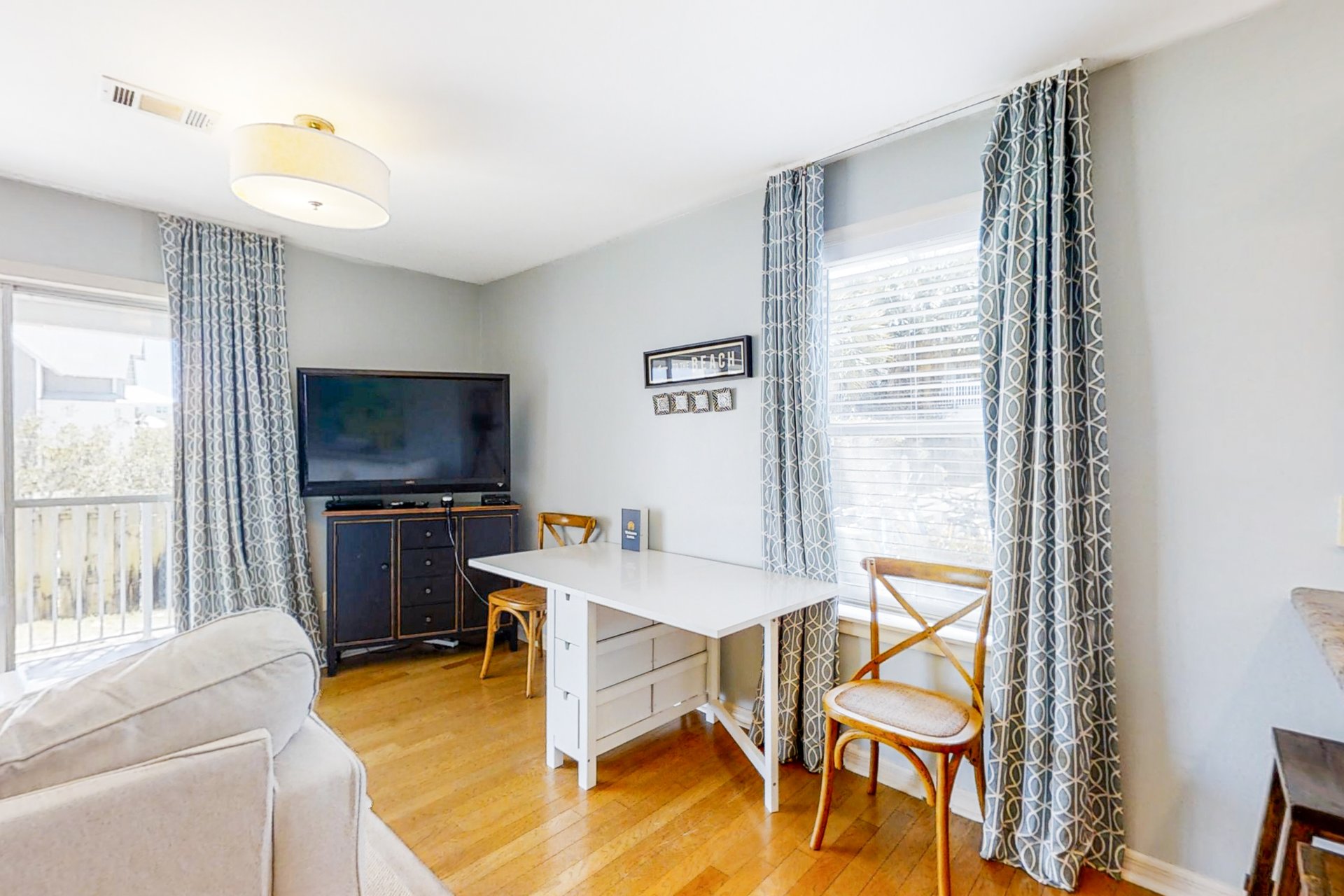 Beachside Villas 1011 3