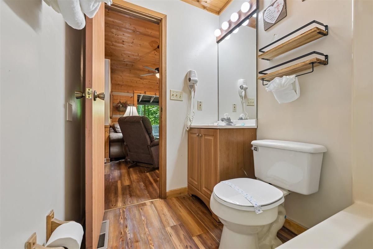 31Bedroom