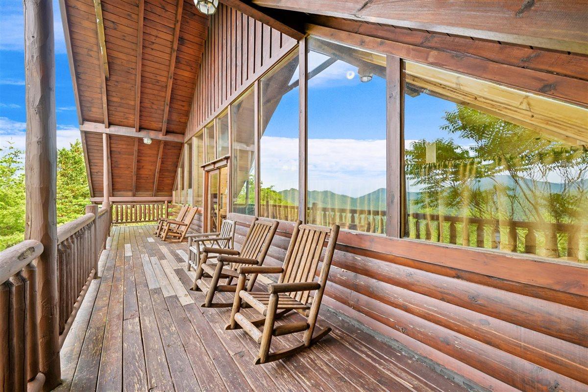51Balcony