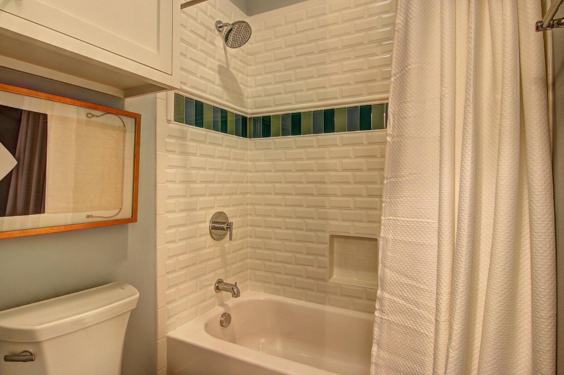 Bunk Room Bath, 1st floor