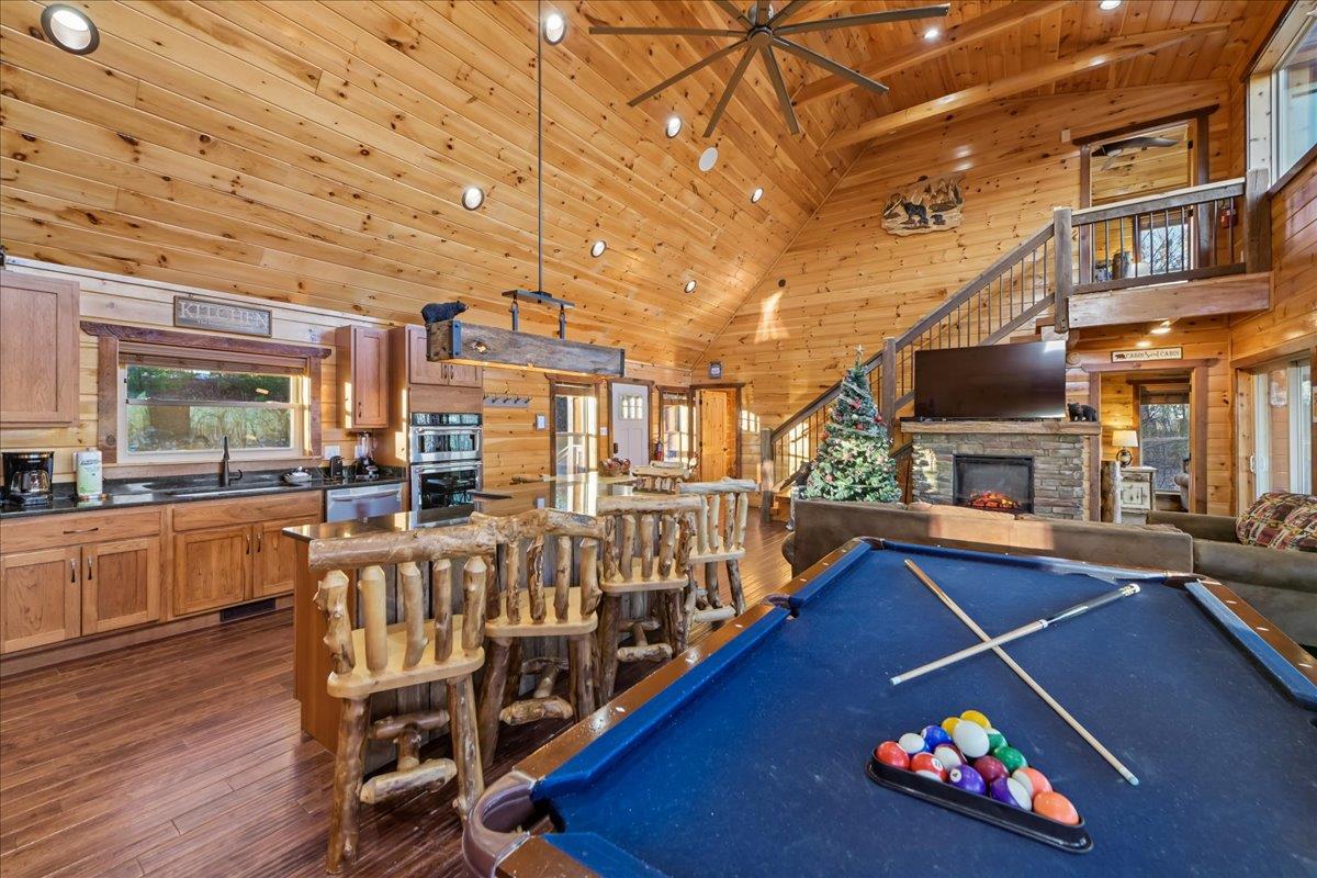 27Rec Room