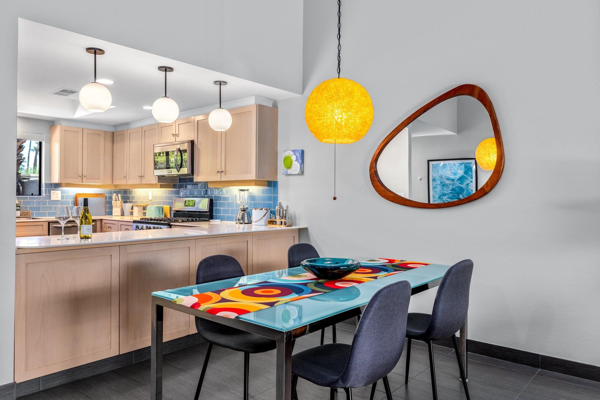 Dining area includes table and chairs for 6 guests.