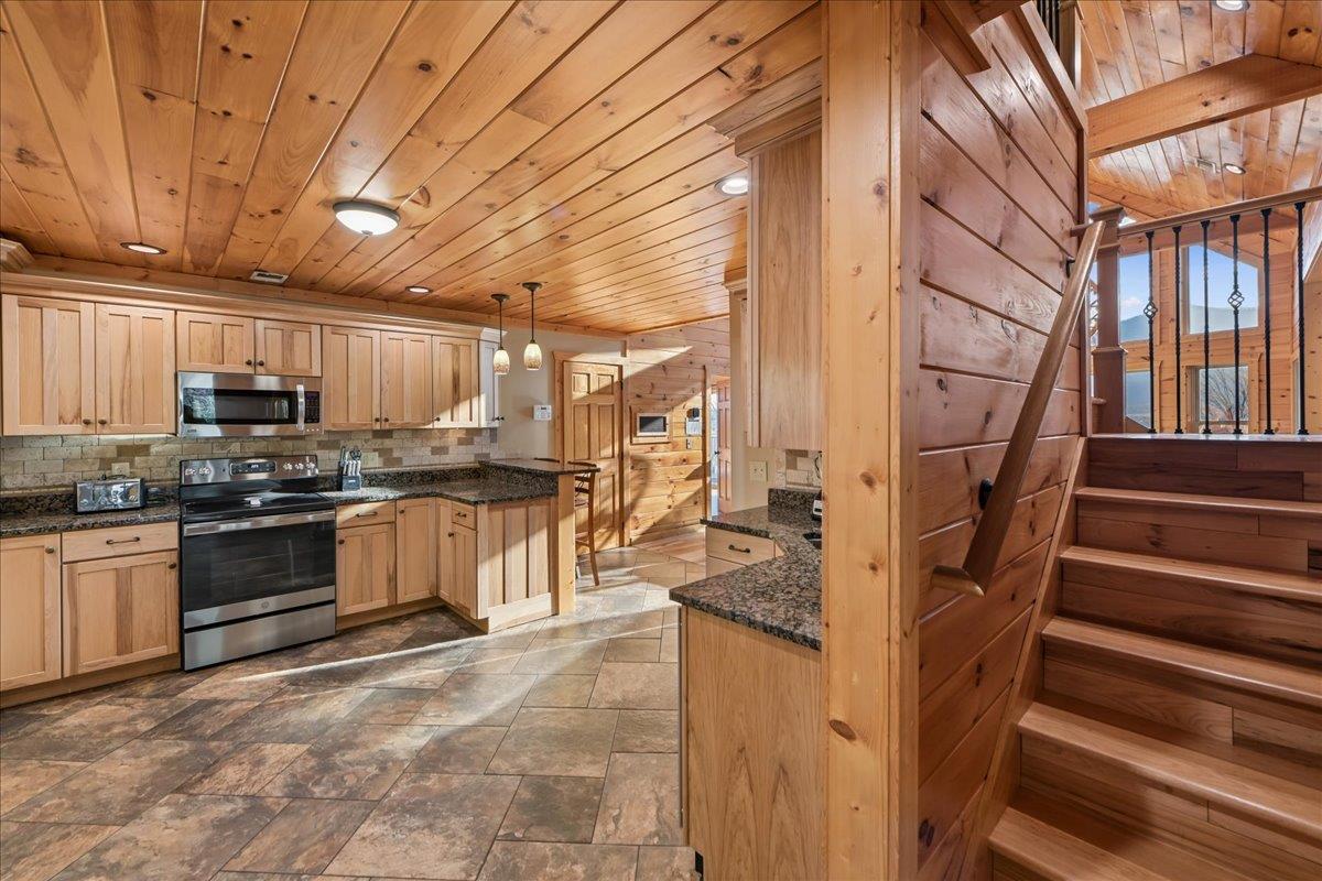 14Kitchen