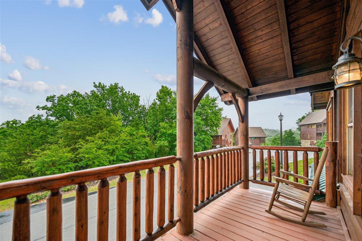 073Balcony