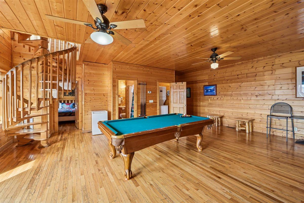 065Recreation Room