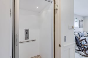 Elevator with Access to 2 Floors