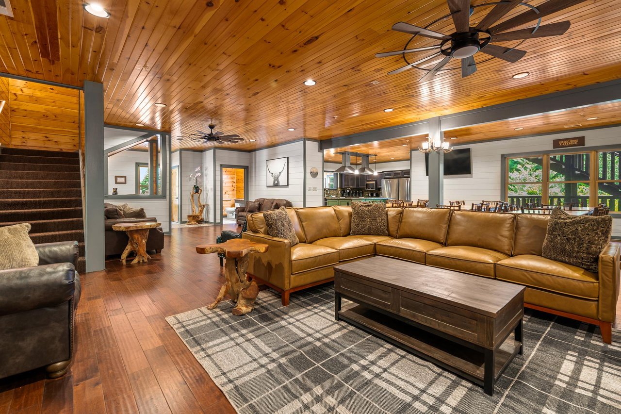 The Gatlinburg Lodge 26
