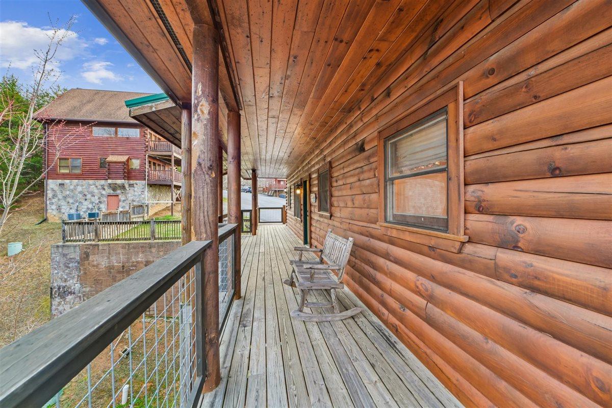 005Porch