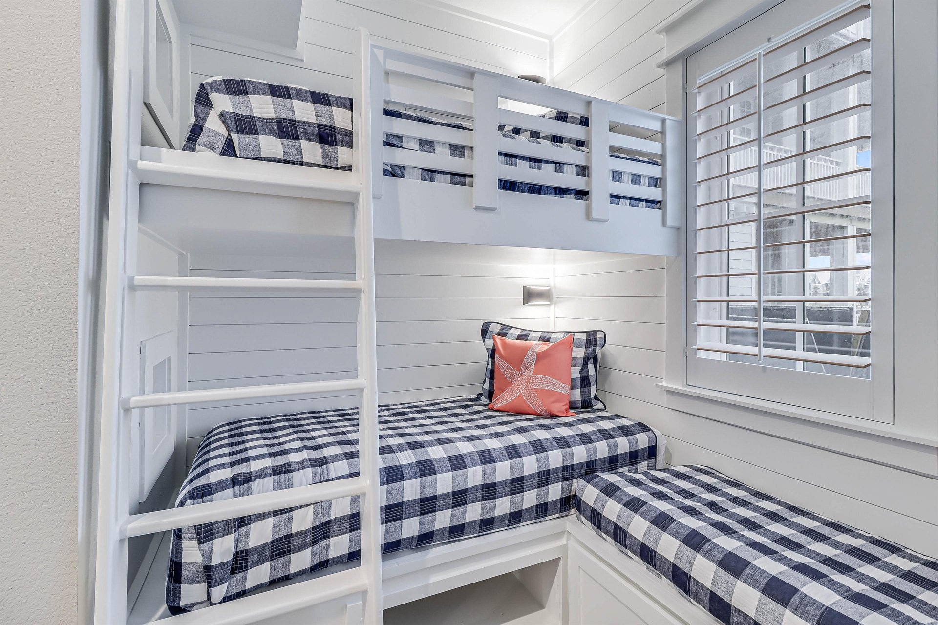 Bunk Room, 1st Floor