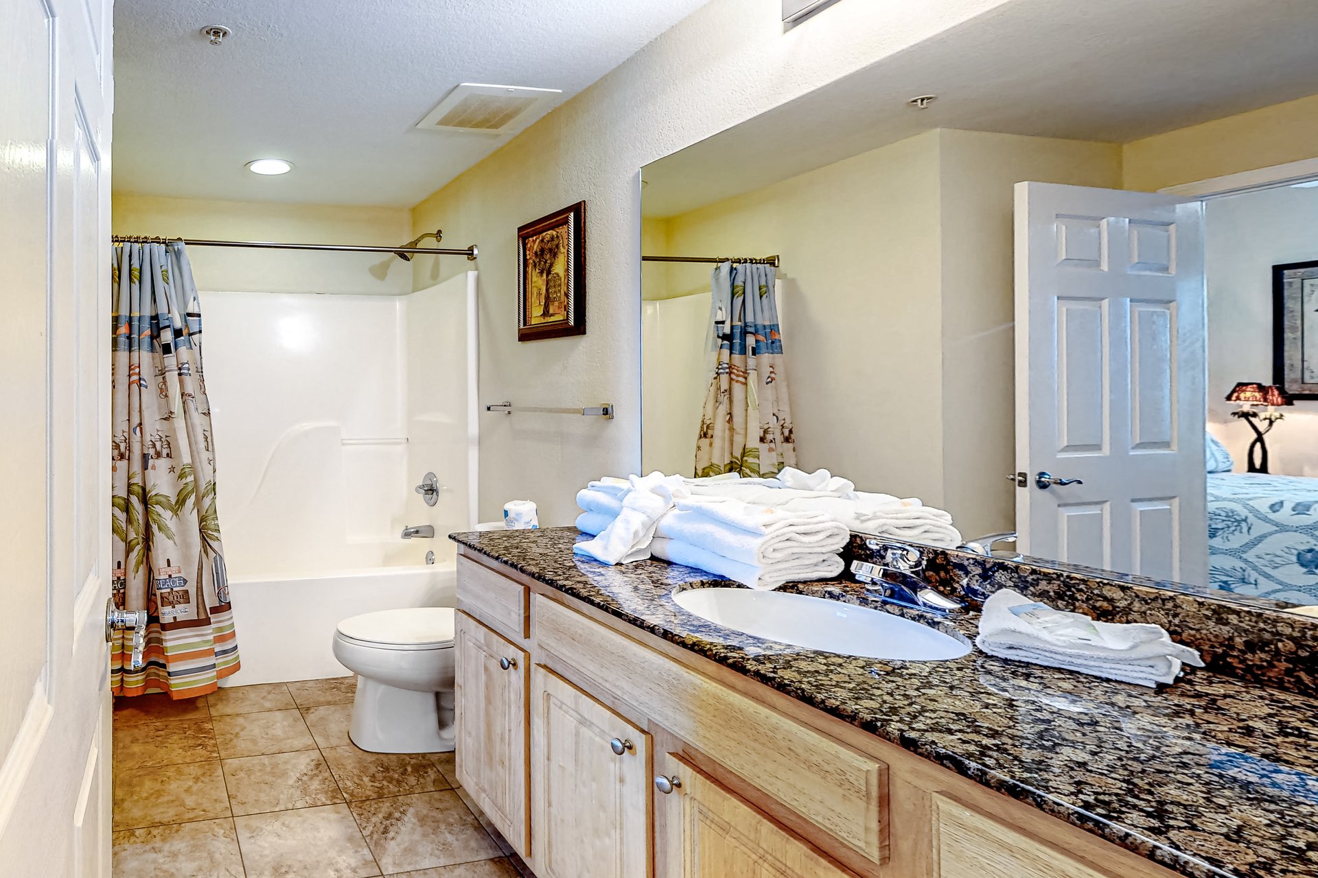 Crystal Tower 807 16