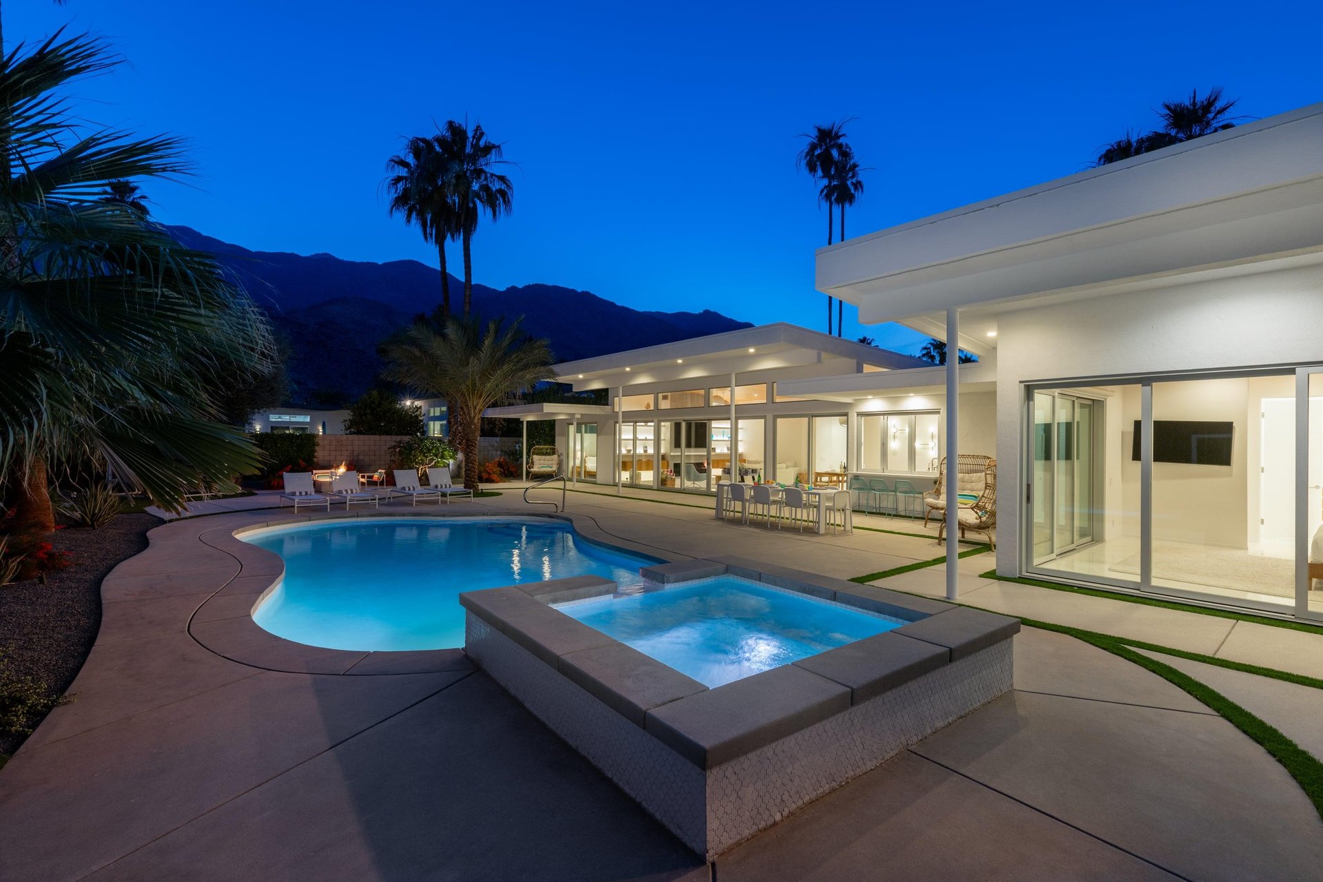 Twilight Fairway Pool with amazing lighting