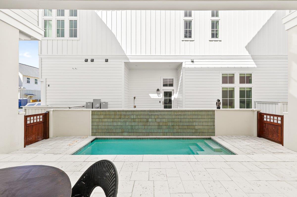 Private Pool Courtyard, 1st Floor