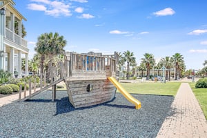 Pirate Ship Playground, Lake Colby