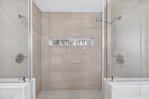 Primary King Bathroom, 3rd Floor
