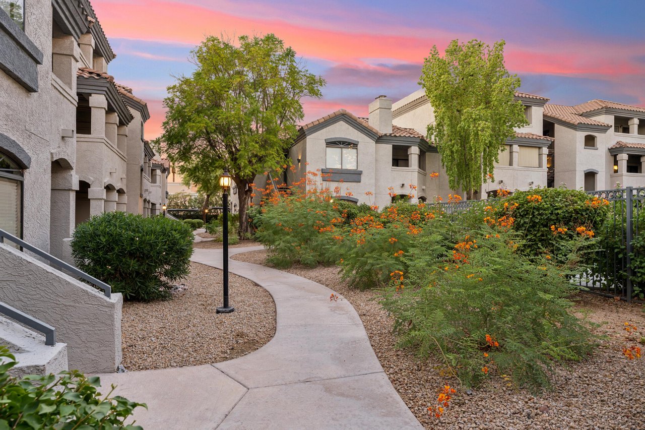 Enjoy your stay at Horizon Hideaway, your home away from home