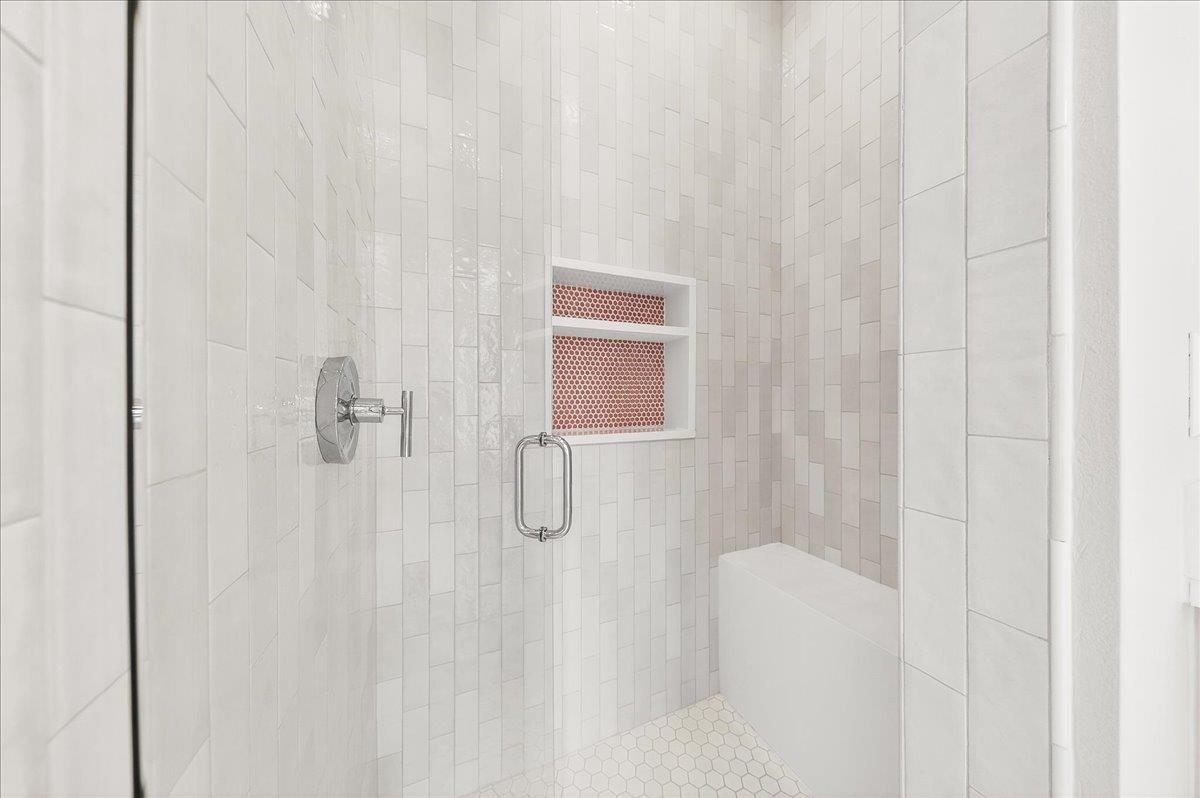 Second Bunk Bathroom, 2nd Floor