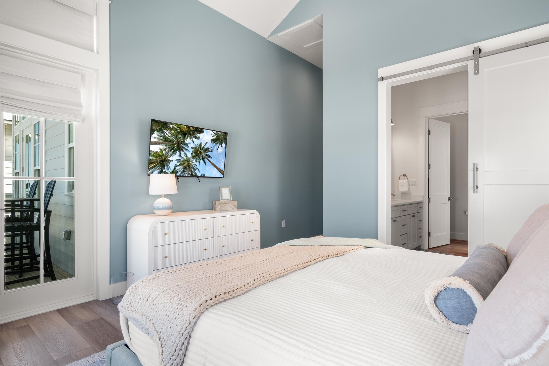 West King Bedroom with Ensuite and Private Balcony, 2nd Floor