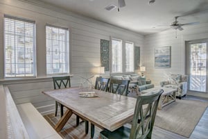 1st Floor, Dining Area