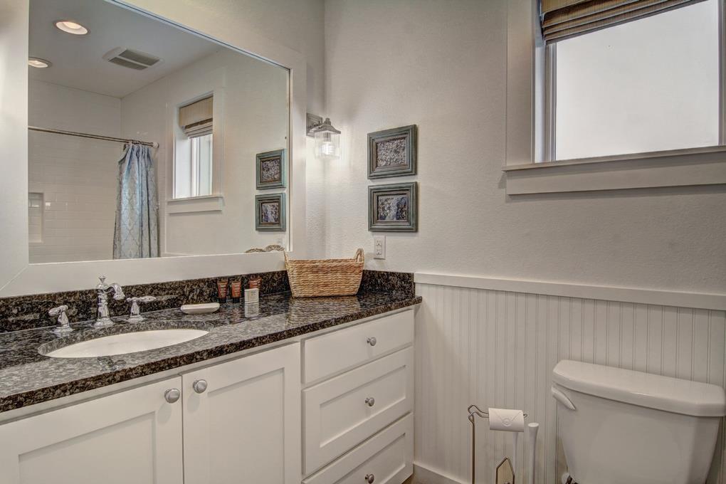 Private King Bathroom