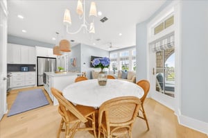1st Floor, Dining Area
