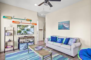 2nd floor living room lounge