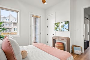 Queen Bedroom, 1st Floor