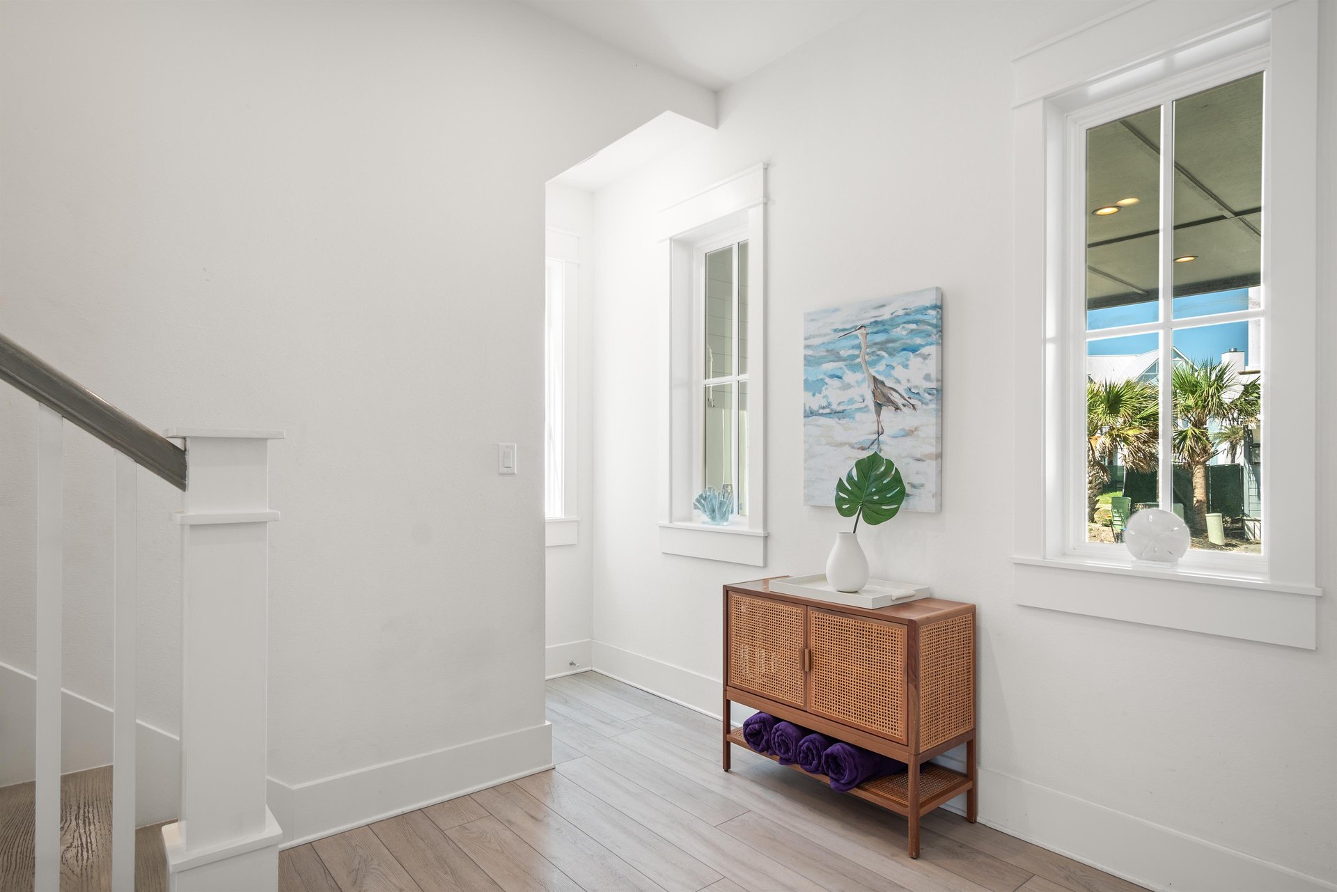 Entry Nook, 1st Floor