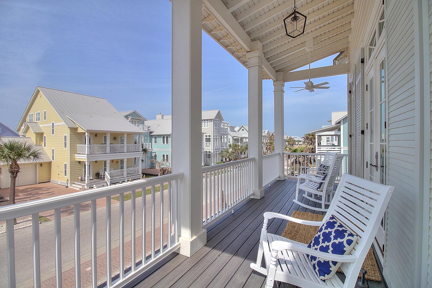 2nd Floor Front Balcony