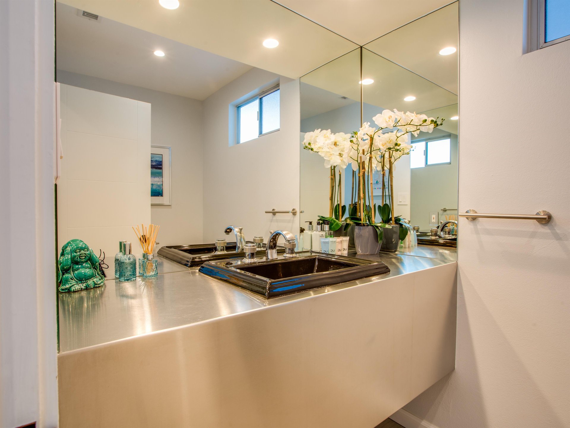 Lots of Counter Space