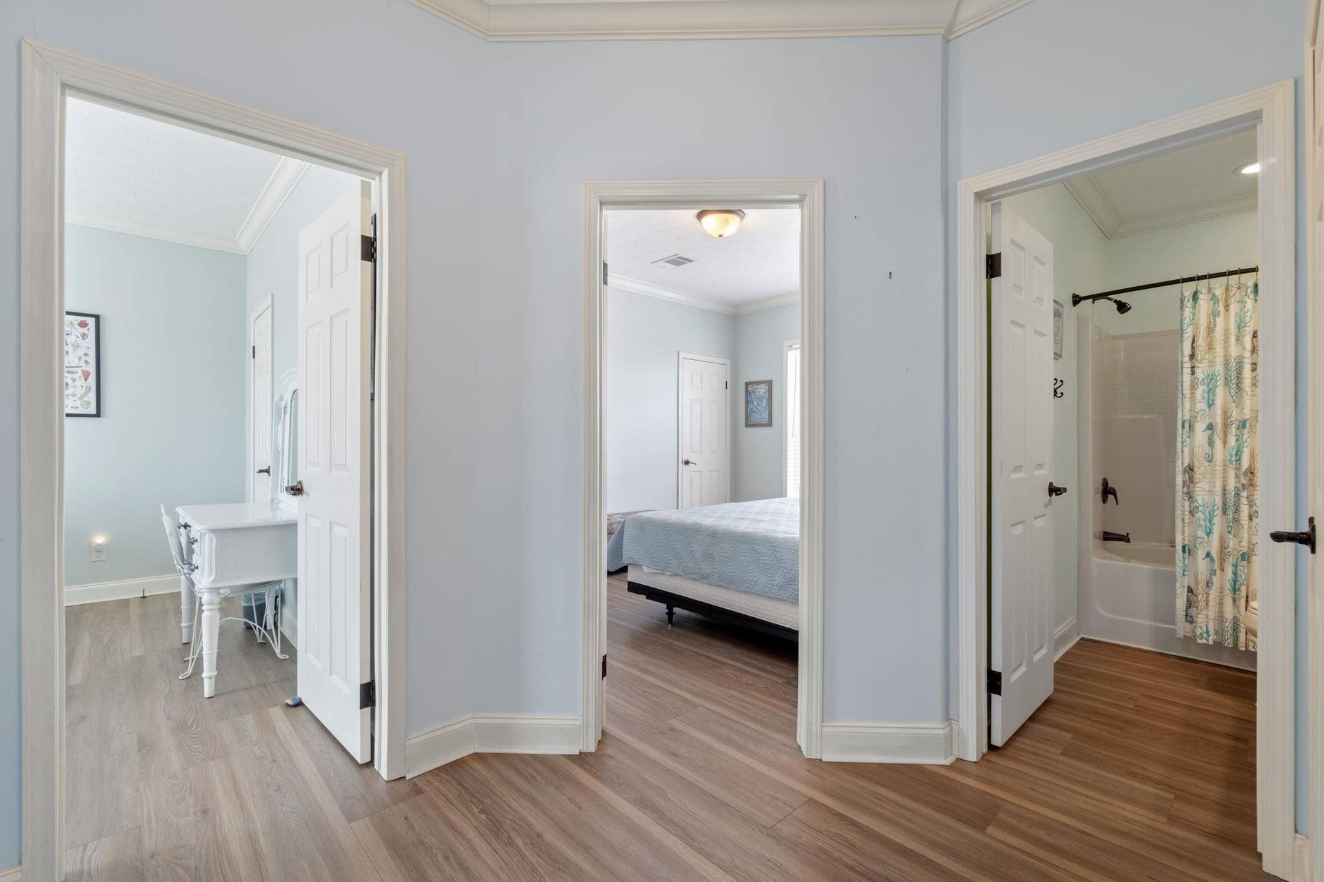 Guest Bedroom Hallway