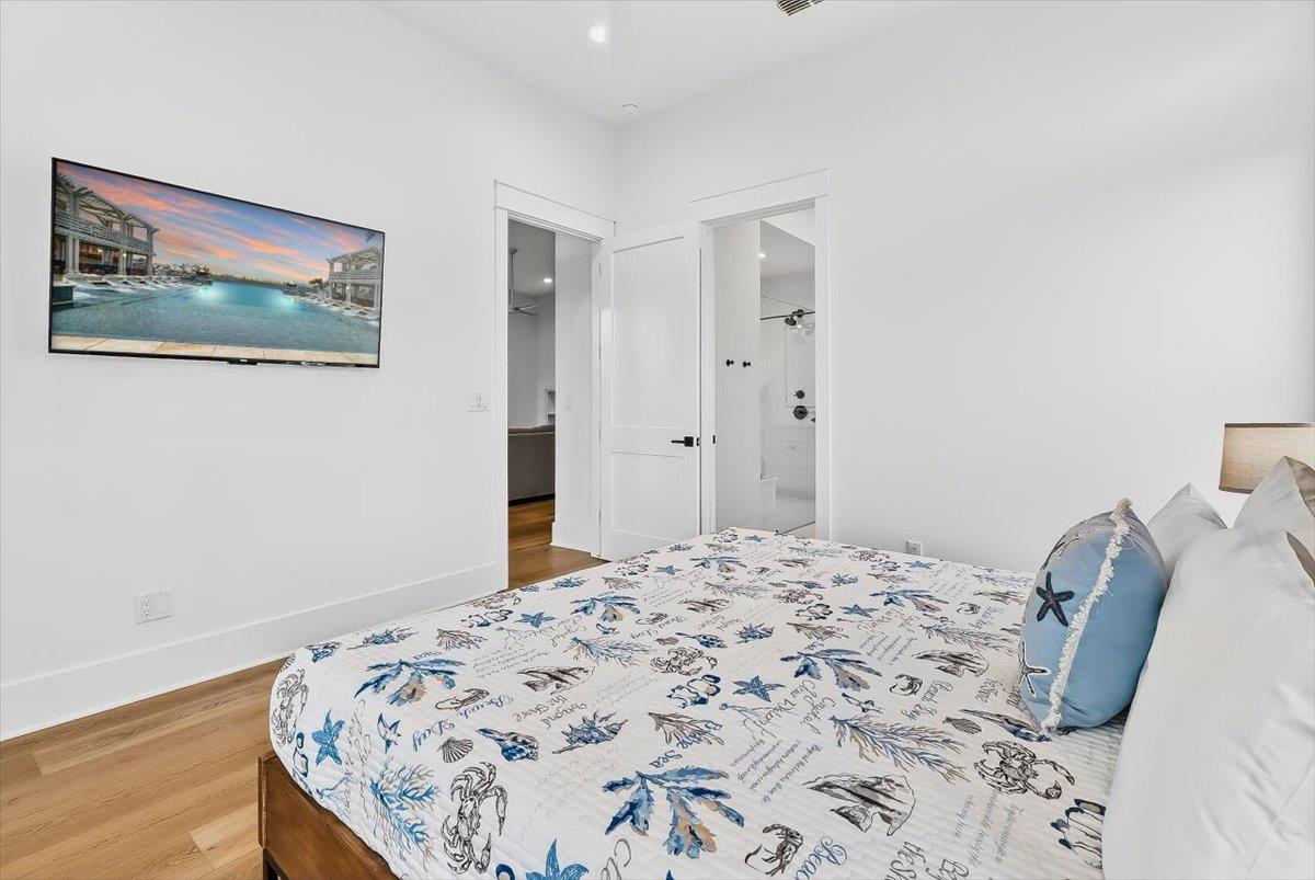 1st Floor, First King Bedroom