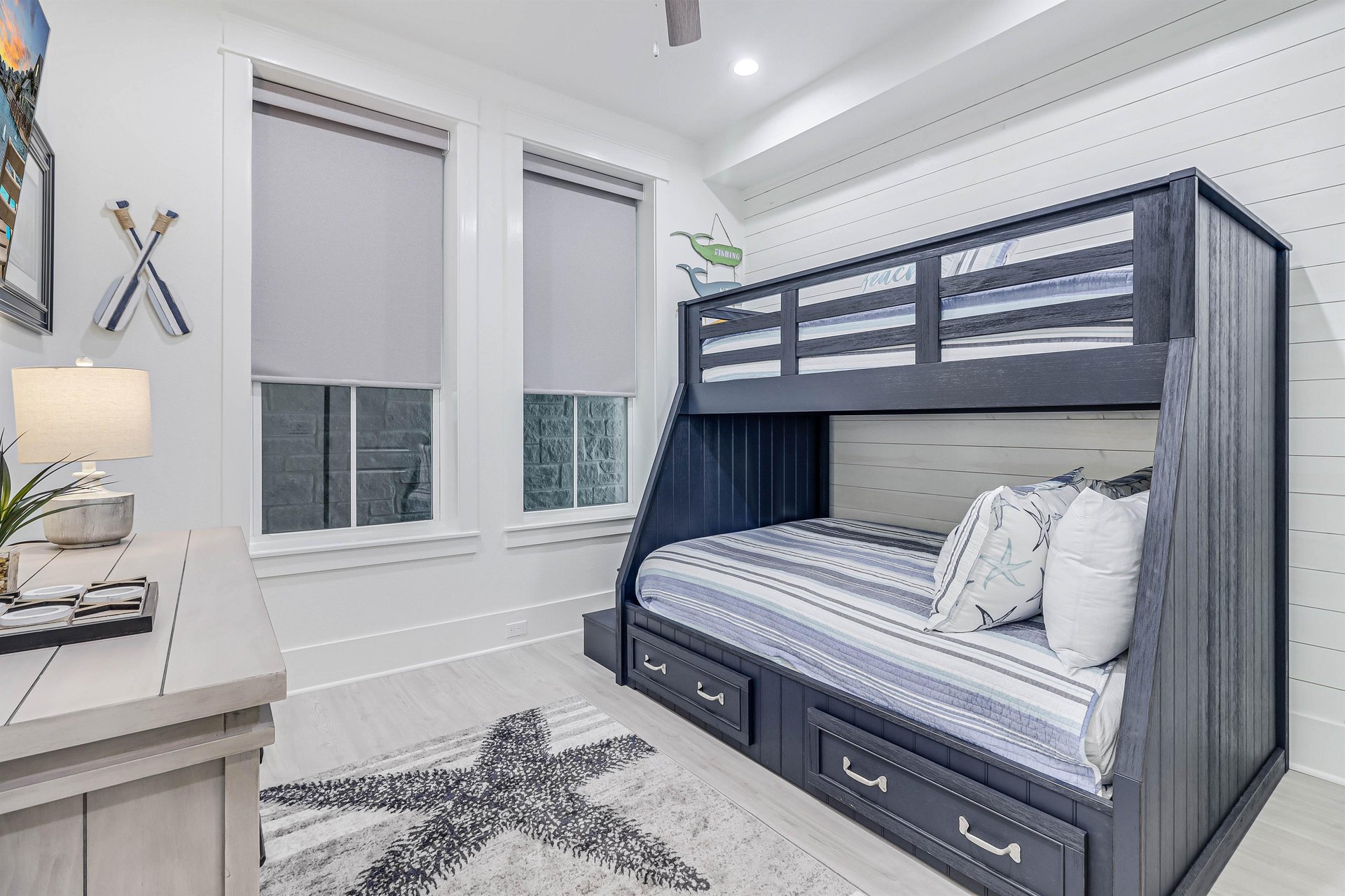 TwinFull Bunk Bedroom