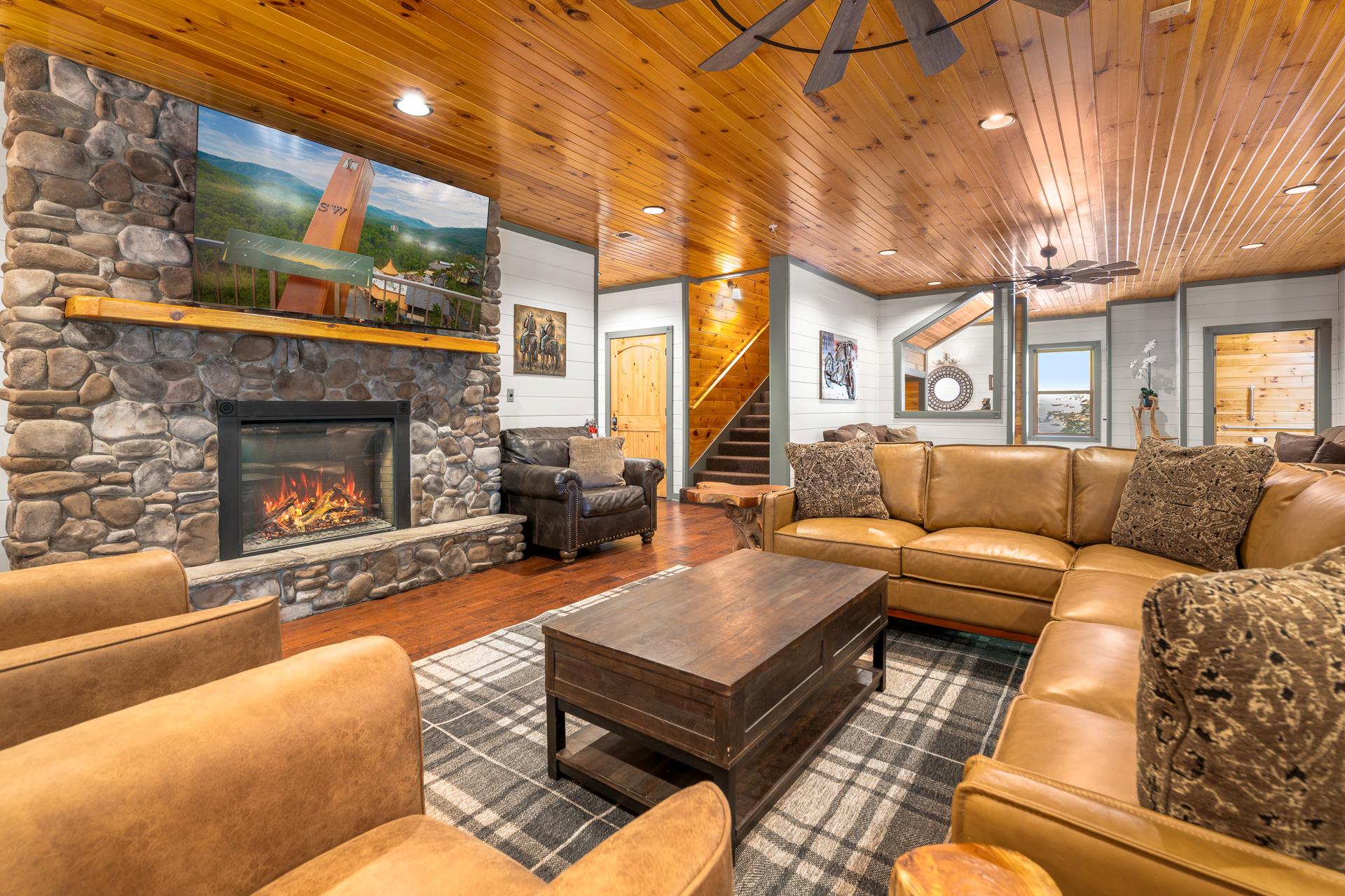 The Gatlinburg Lodge 23
