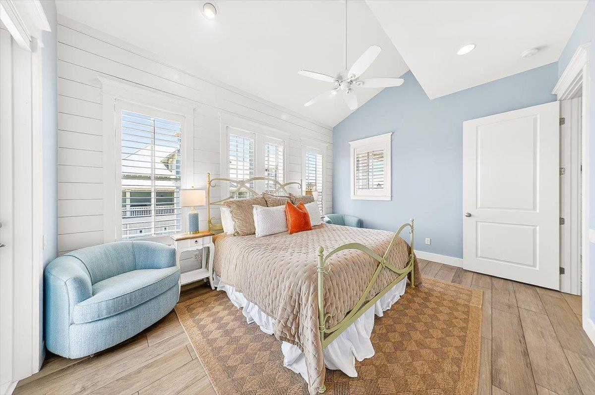 2nd Floor, Second King Bedroom