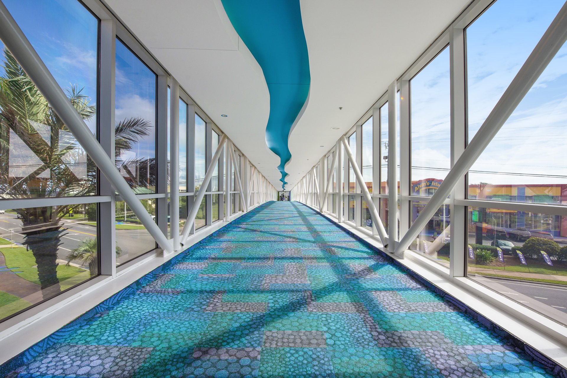 Splash Resort 1404W 24