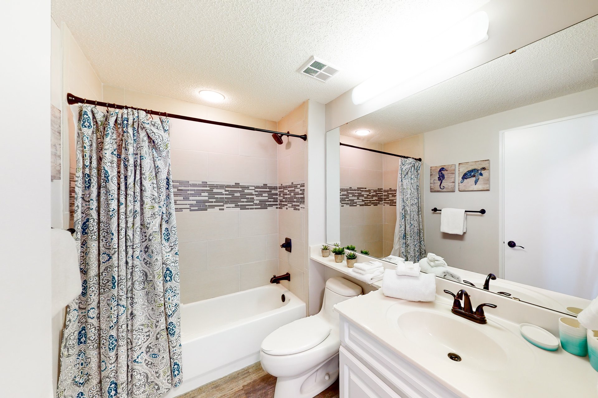 Beach Colony of Perdido E14D 24