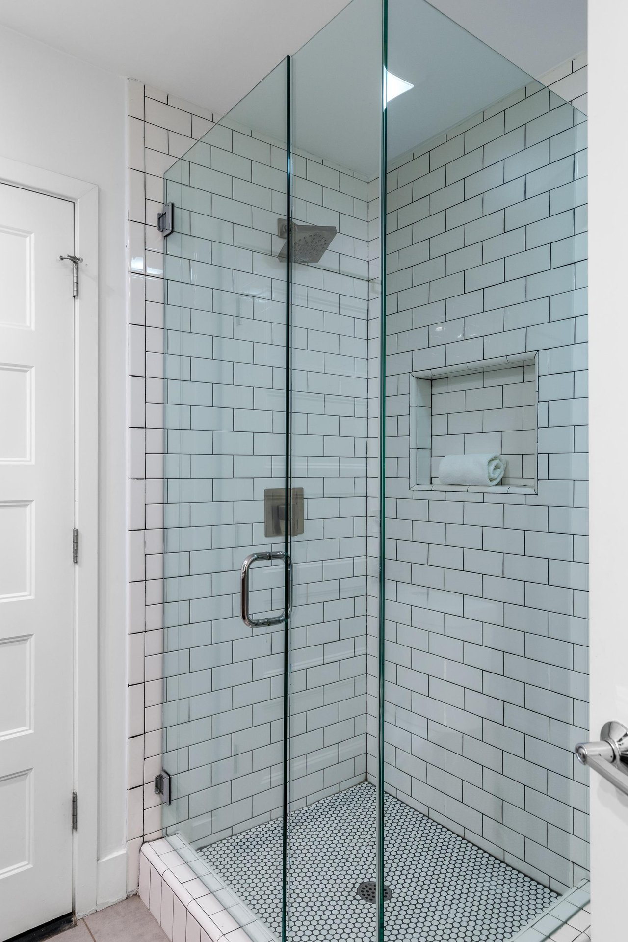 Walkin shower.