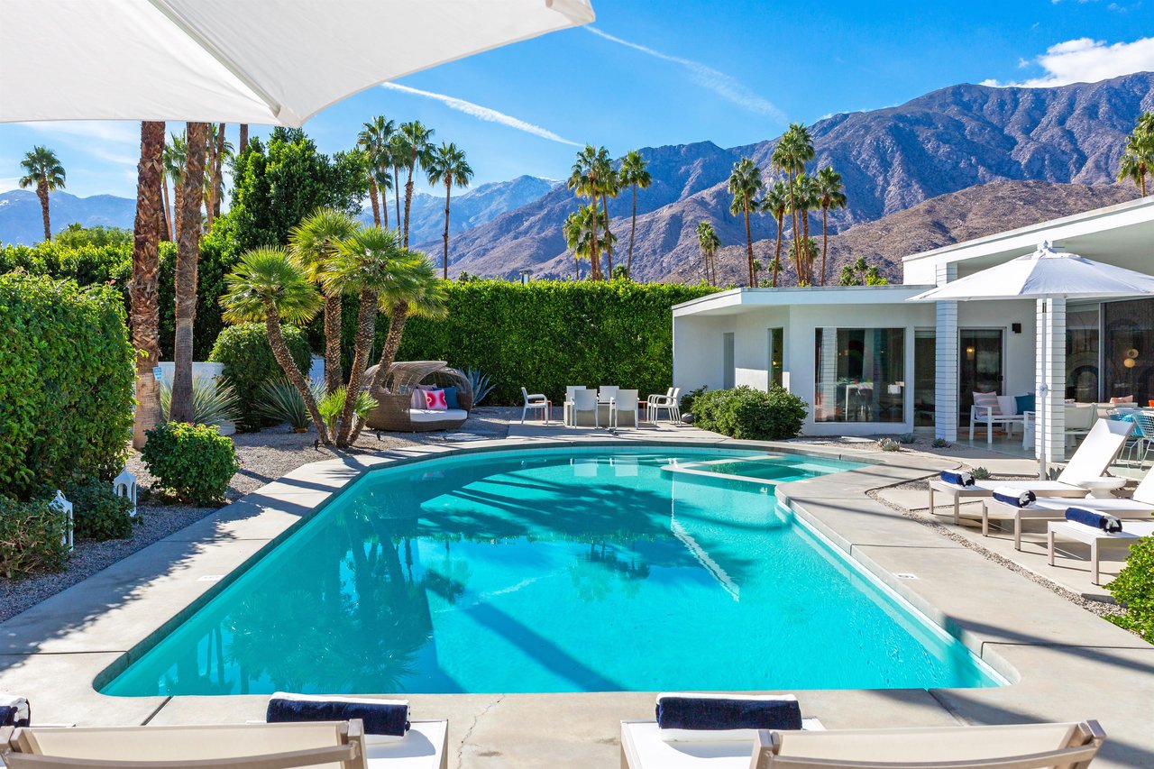 Beautiful sundrenched pool yard