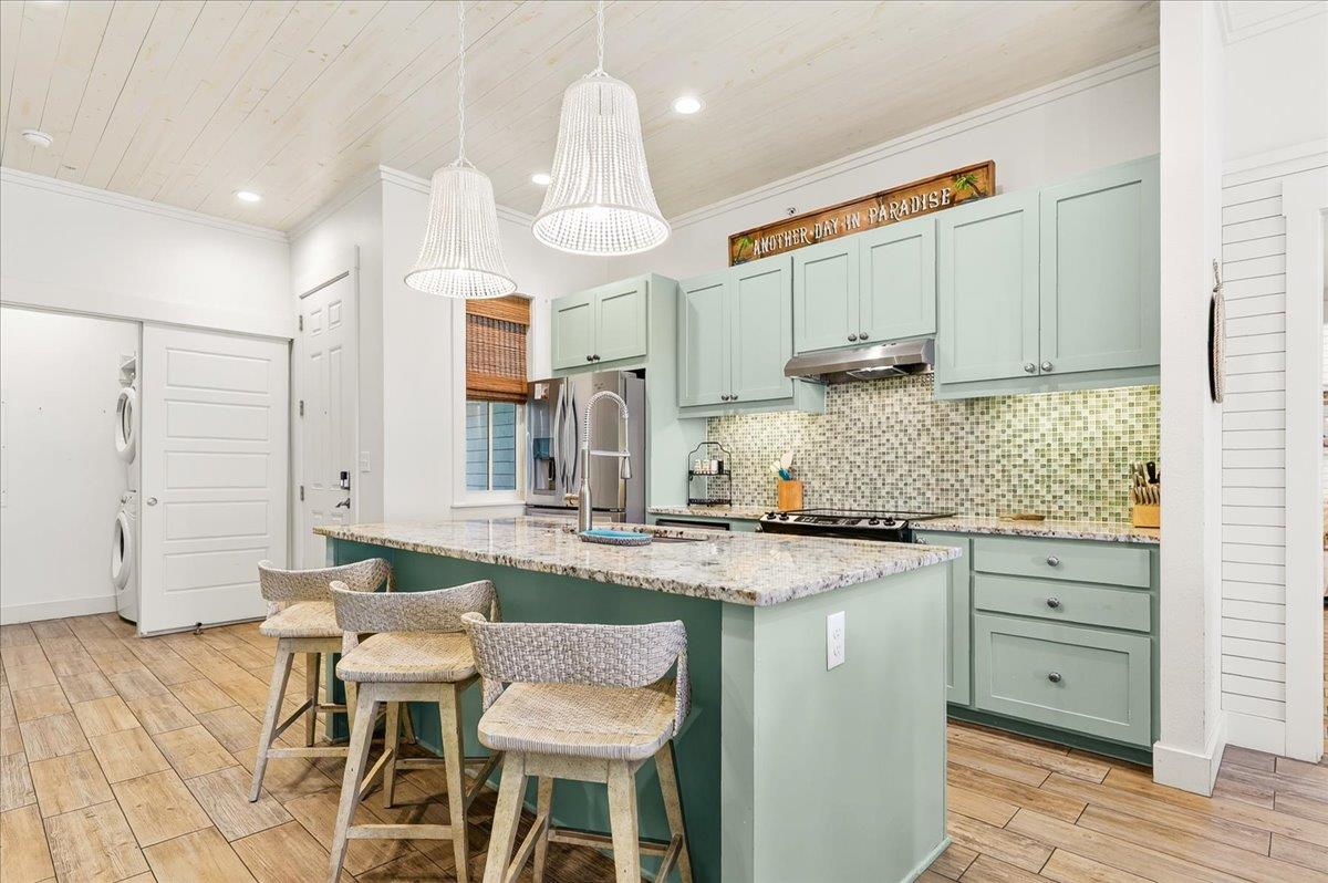 1st Floor, Kitchen