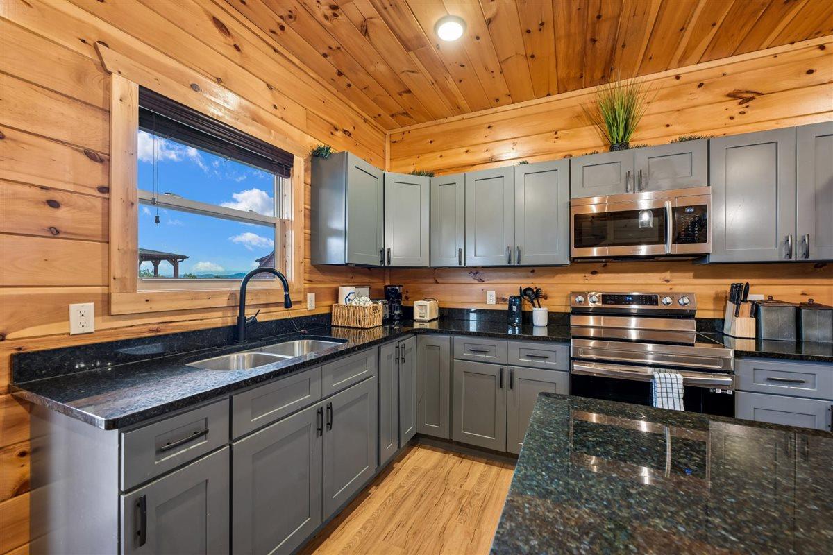 11Kitchen