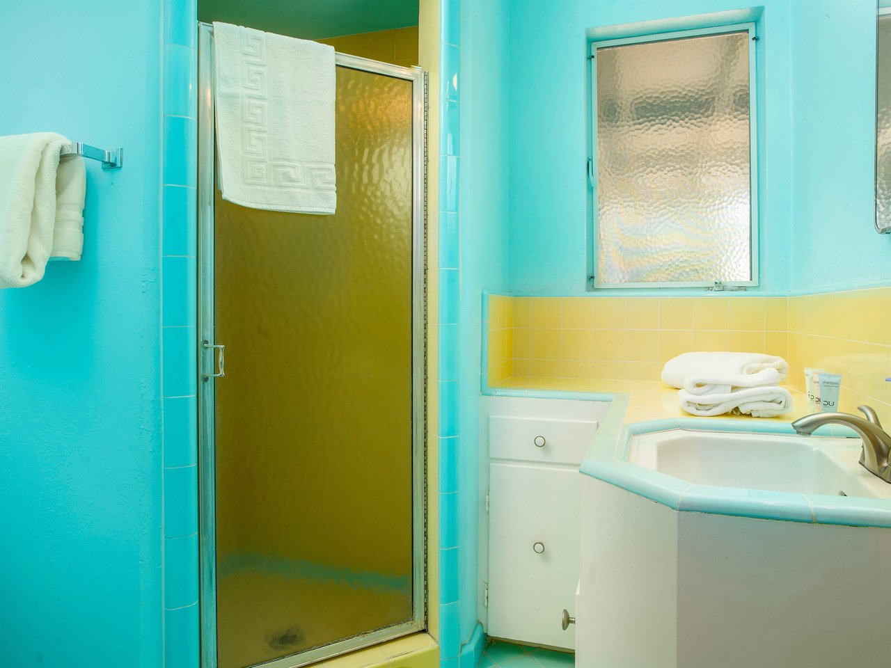 Ensuite bath