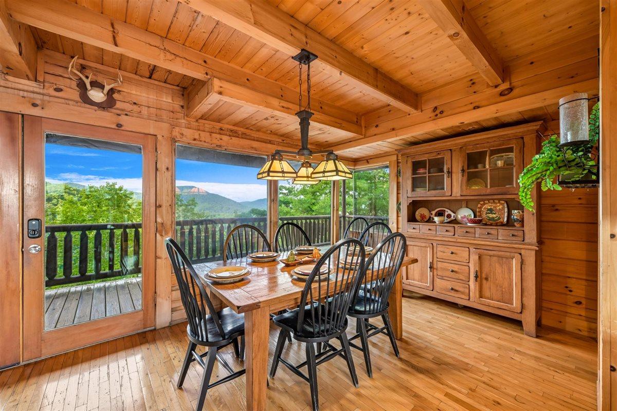 12Dining Room
