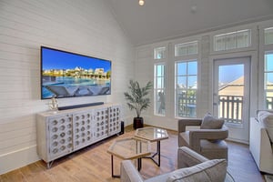 3rd Floor, Main Living Area