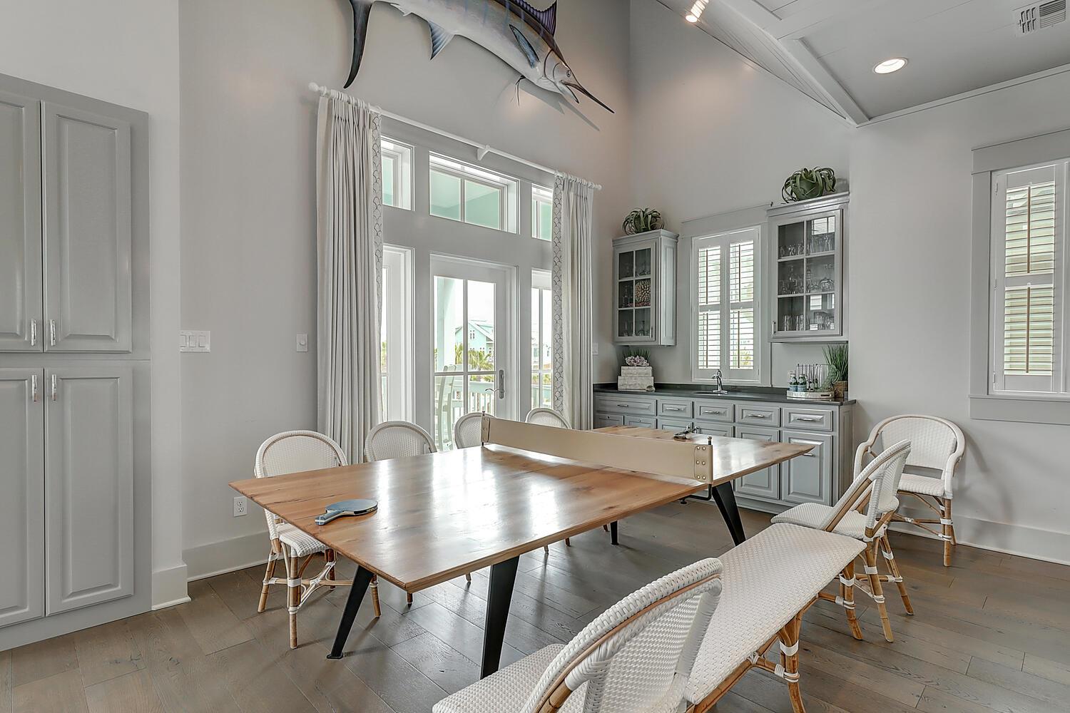 2nd Floor DiningPing Pong and Wet Bar