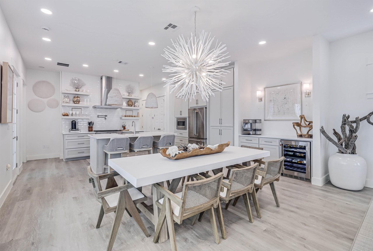 Kitchen  Dining Area, 1st Floor