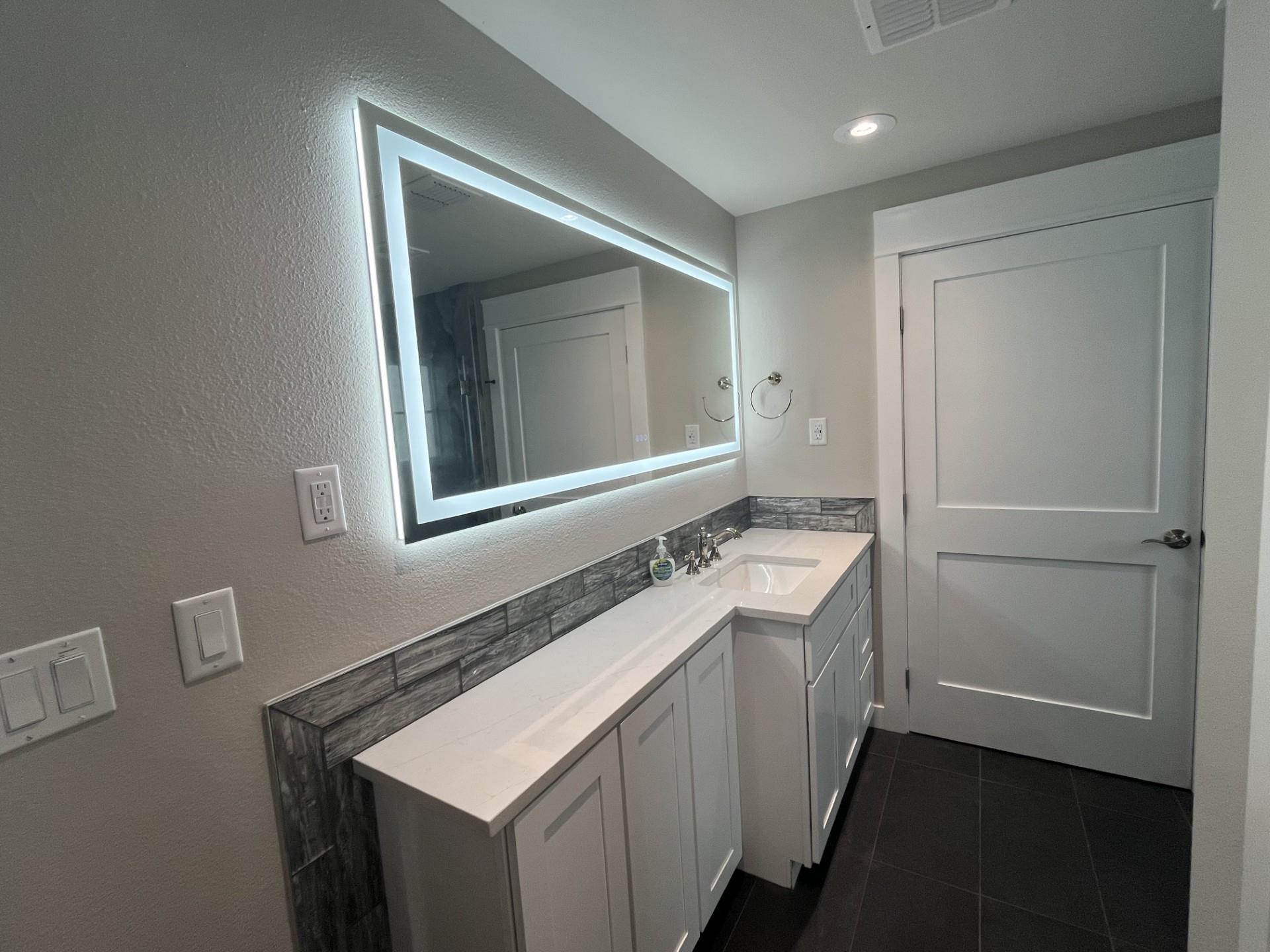 3rd Floor, Primary King Ensuite